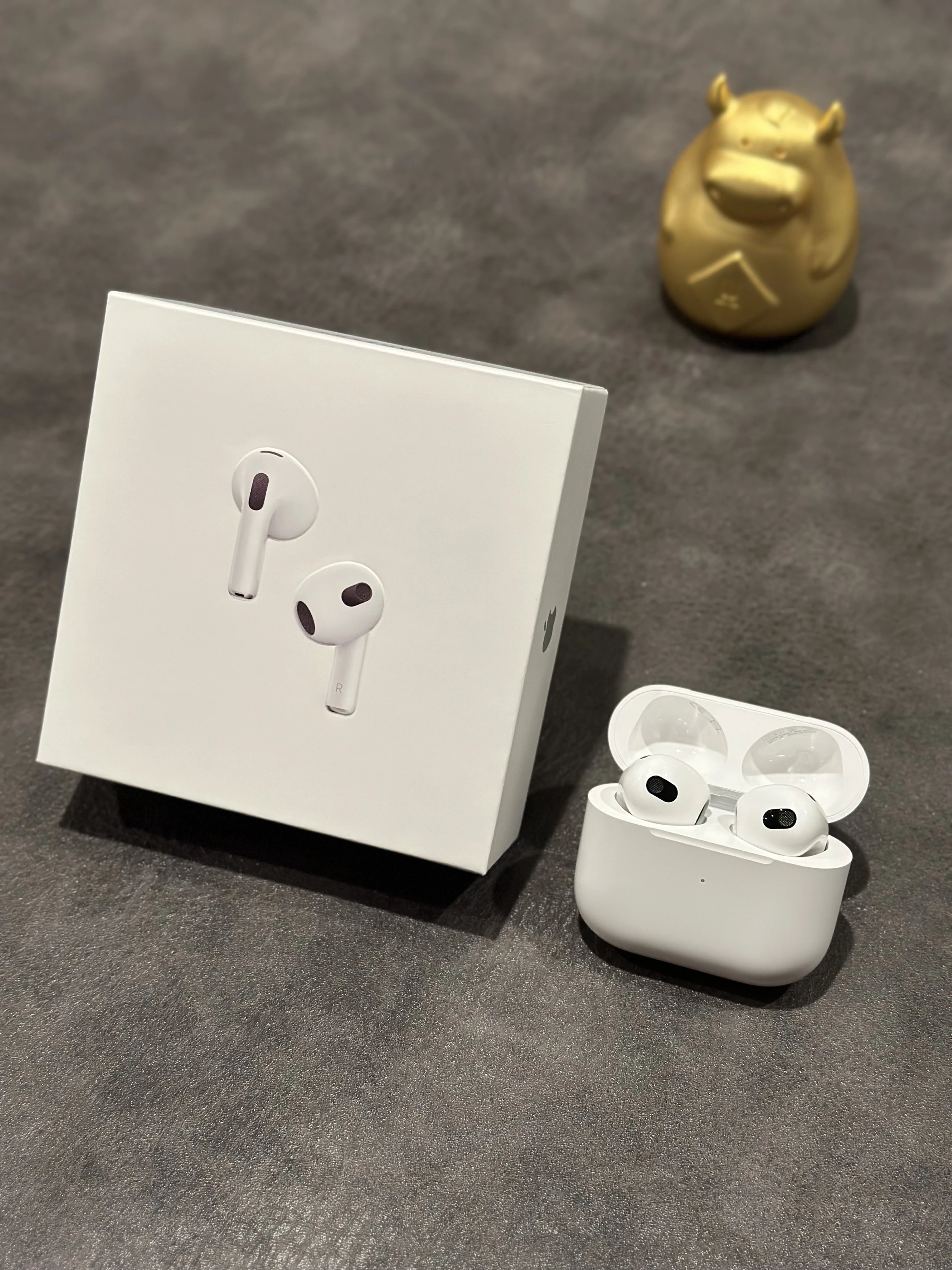 1-AirPods3