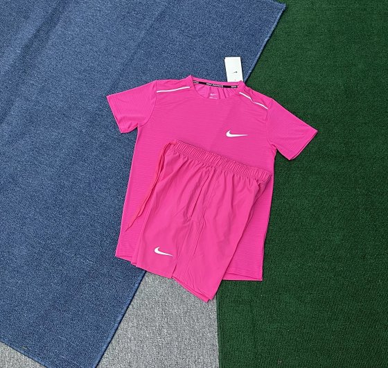 Nike Apparel Short Sleeve Shorts Set Track and Field Moisture-Wicking Skin-Friendly Fabric Quick-Dry Breathable Custom Fit More Details WhatsApp: +852 69774317