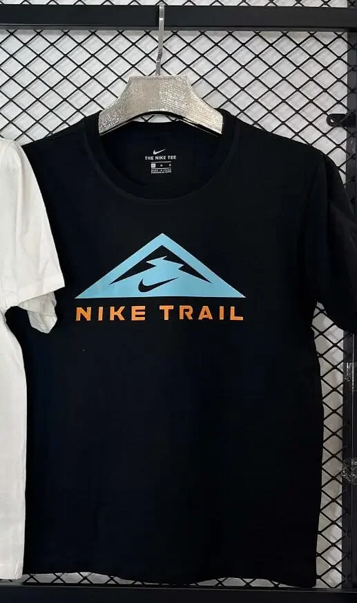 Nike T-Shirts Short-Sleeve Graphic Print T-Shirt product detail image 17