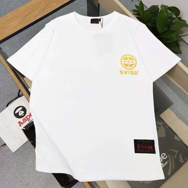 Evisu T-Shirts Graphic Crew-Neck T-Shirt product detail image 14