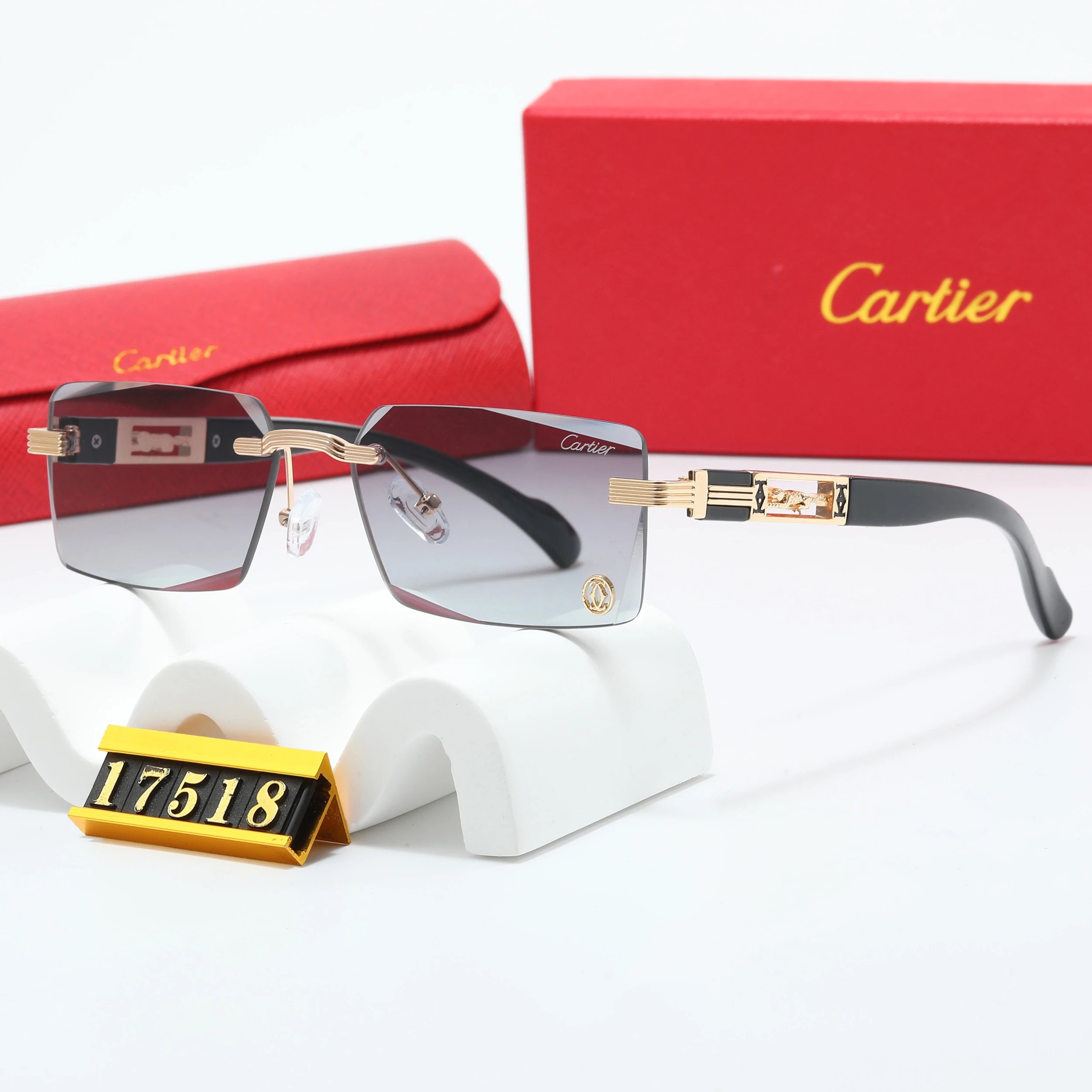 Cartier Eyewear Oversized square sunglasses with panther motif — 31