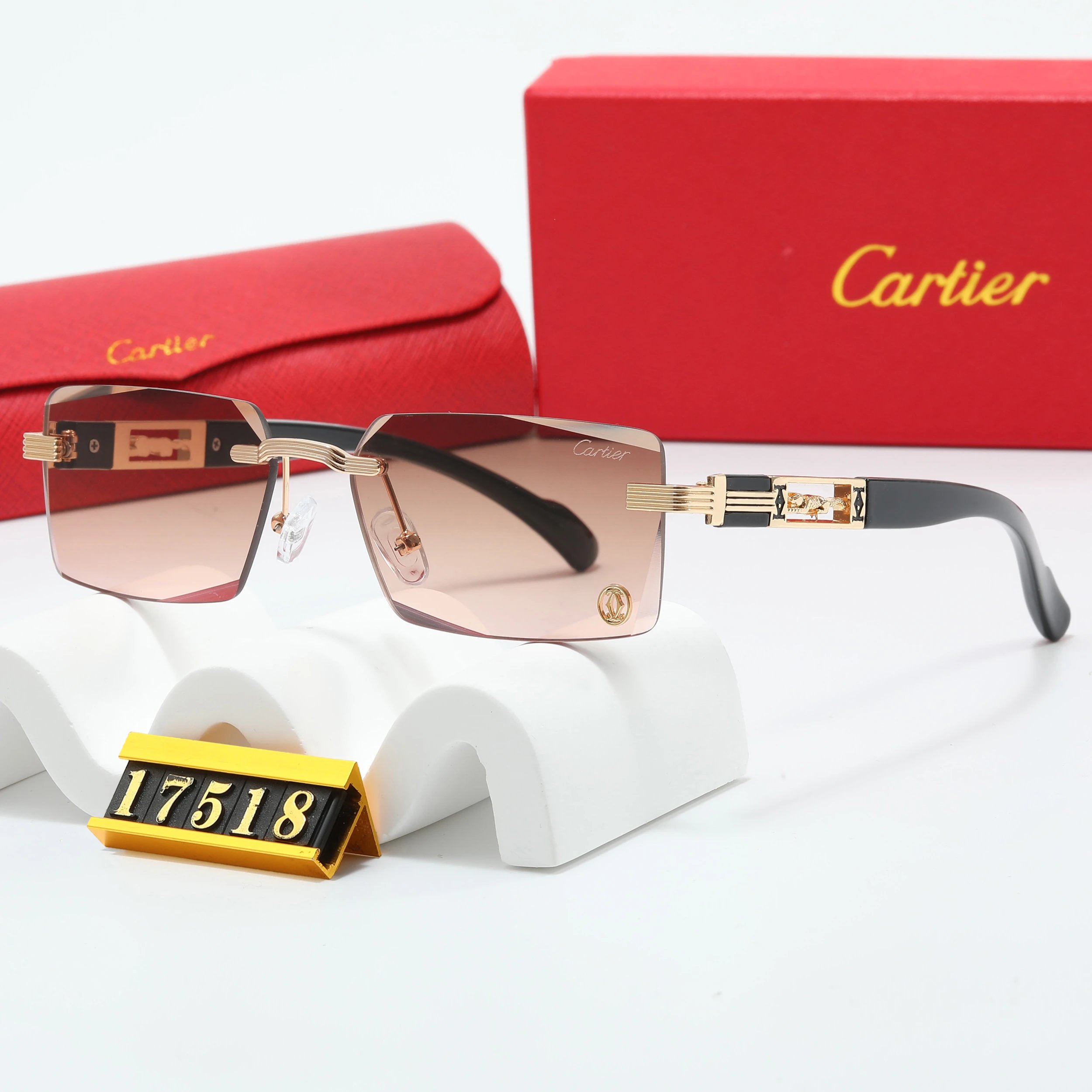 Cartier Eyewear Oversized square sunglasses with panther motif — 34