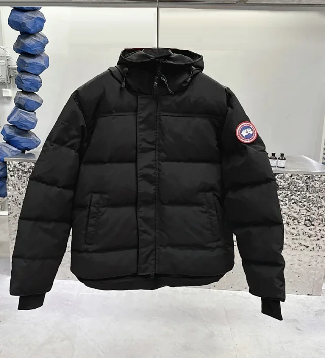 Canada Goose Multiple down jacket and vest styles product detail image 15