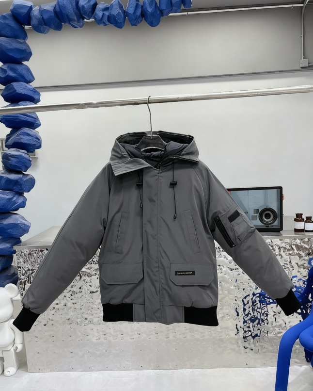 Canada Goose Multiple down jacket and vest styles — 18 Chilliwack