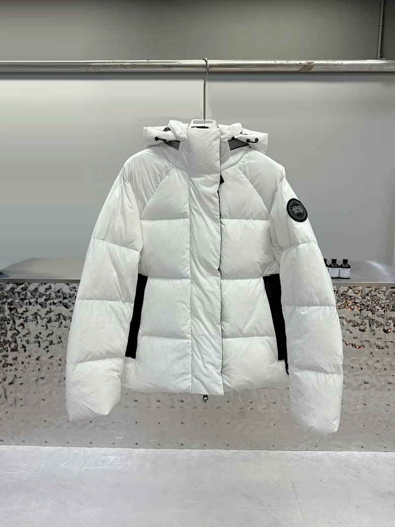 Canada Goose Multiple down jacket and vest styles — 11 Junction