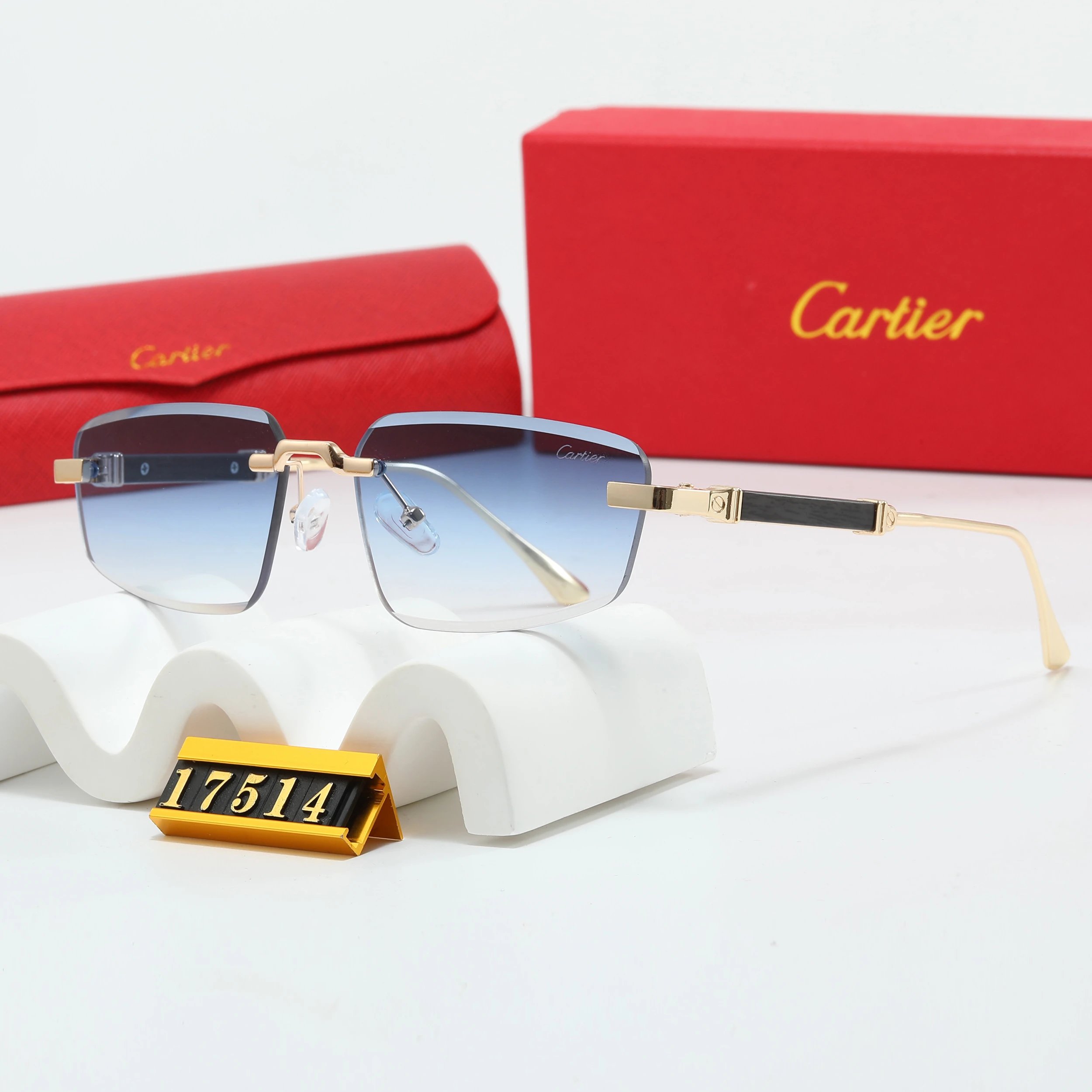 Cartier Round Gold-Frame Optical Glasses - 10