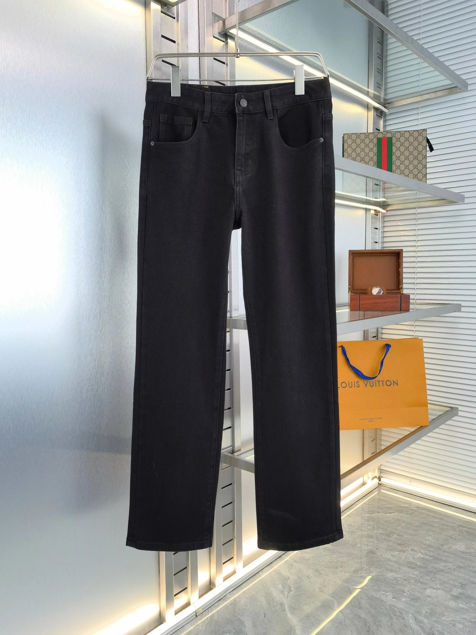 Gucci Light Wash Straight Fit Jeans - 4