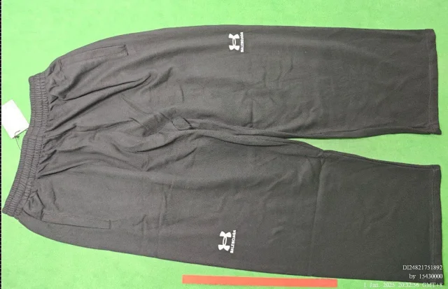 Under Armour Hoodies & Sweatshirts Long-Sleeve Half-Zip Performance Pullover product detail image 12