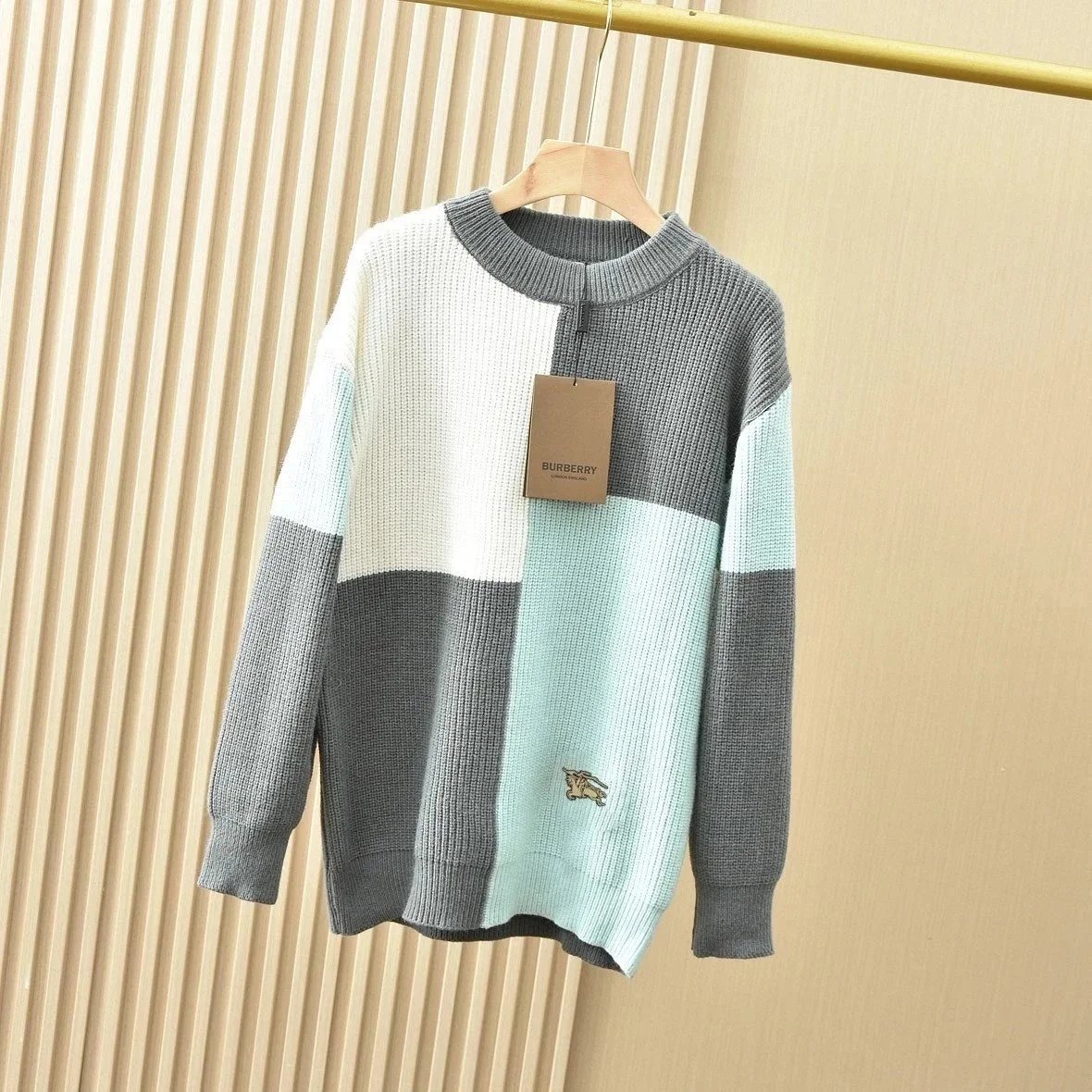 Checkered Crewneck Knit Sweater photo 2