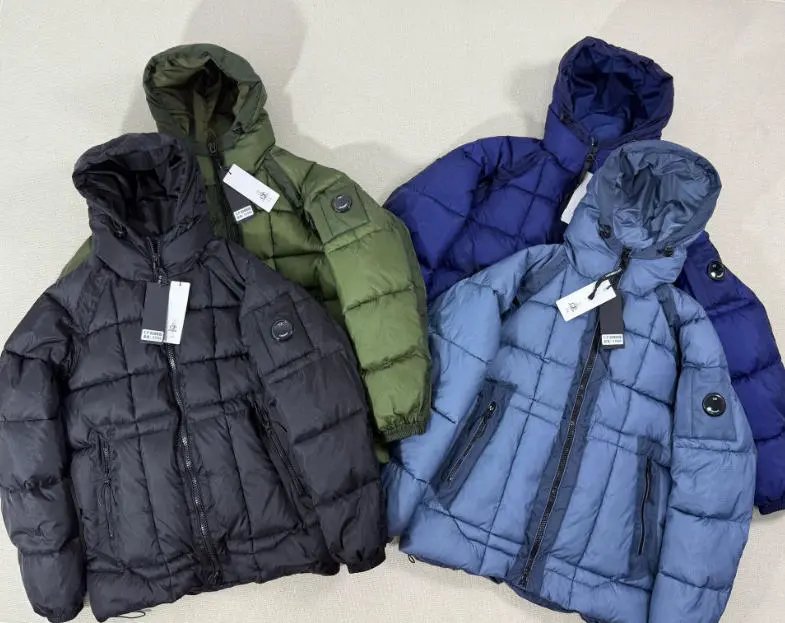 Thick and warm hooded down cotton jacket with lenses
