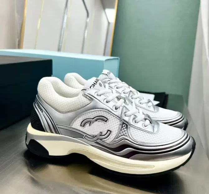 CN老爹鞋 14