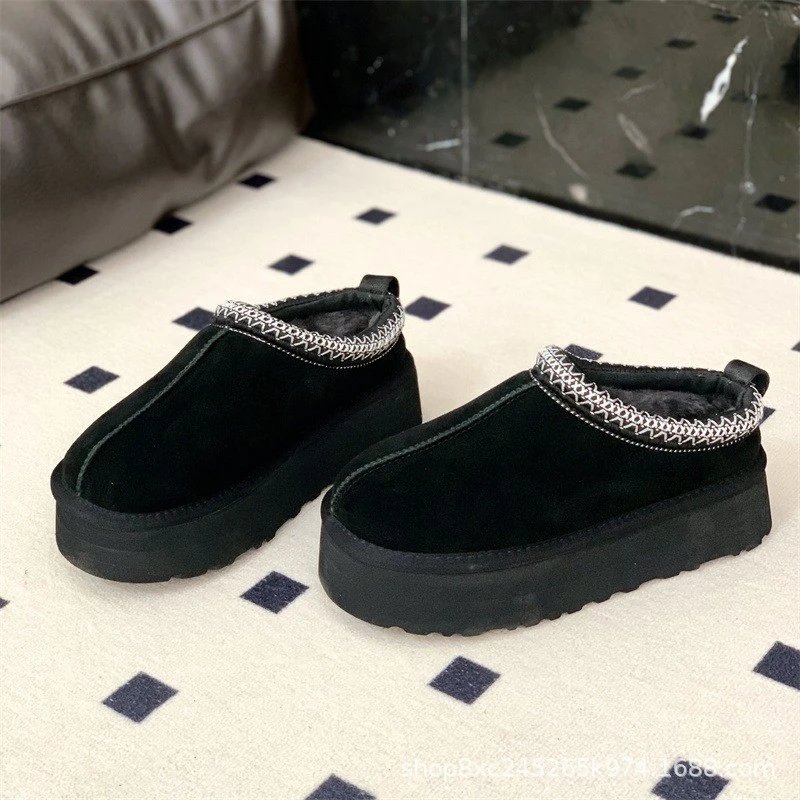 Sheepskin Wool Snow Boots photo 3