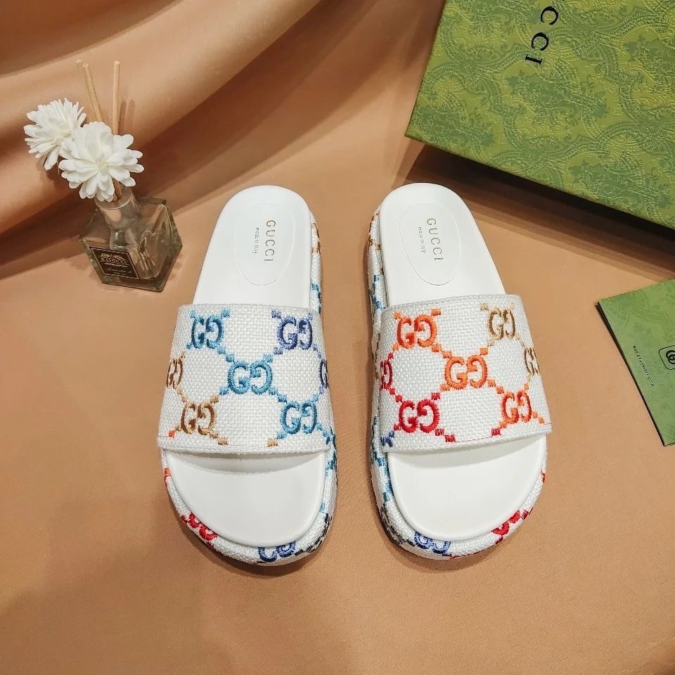 Design Guess Logo Slide Sandals Brown Slippers - 12