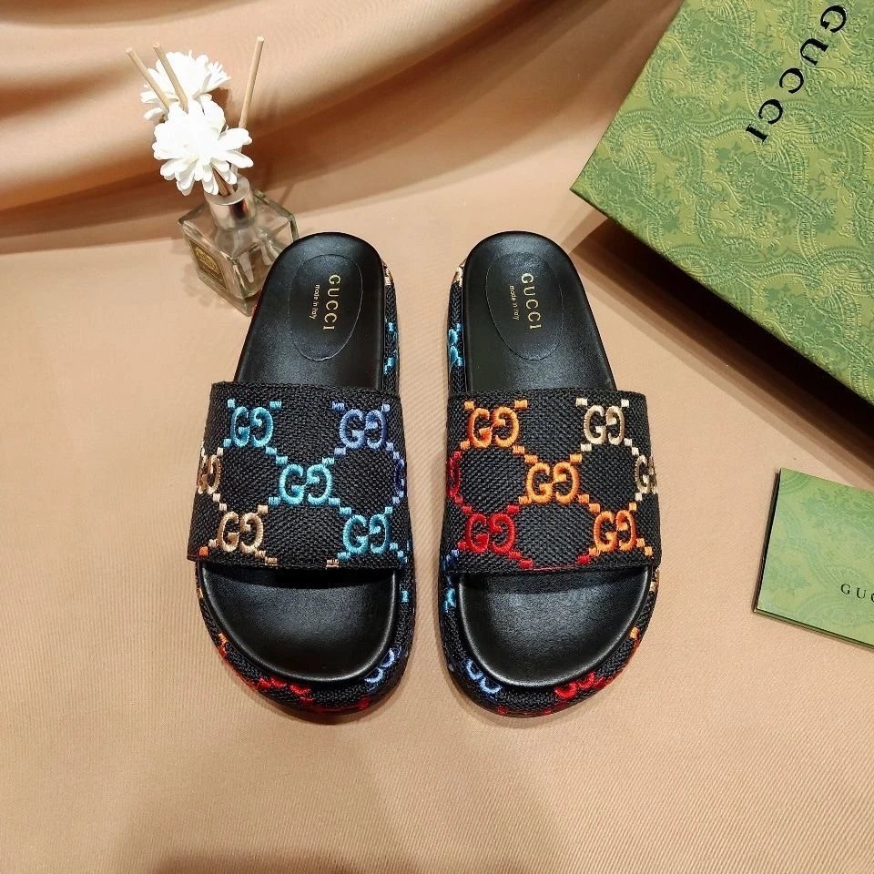 Design Guess Logo Slide Sandals Brown Slippers - 13