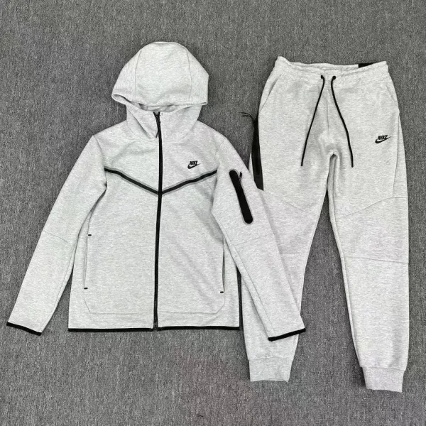 Nike Tech Fleece Gray Tracksuit - 1
