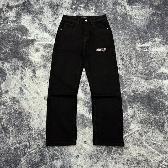 Balenciaga Jeans Logo-Print product detail image 1
