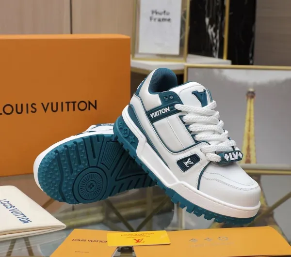Louis Vuitton Archlight White and Navy Sneakers - 19