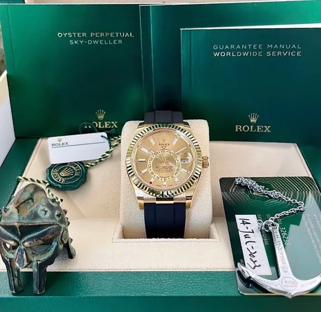 Rolex Watches Submariner Date diver watch product detail image 29