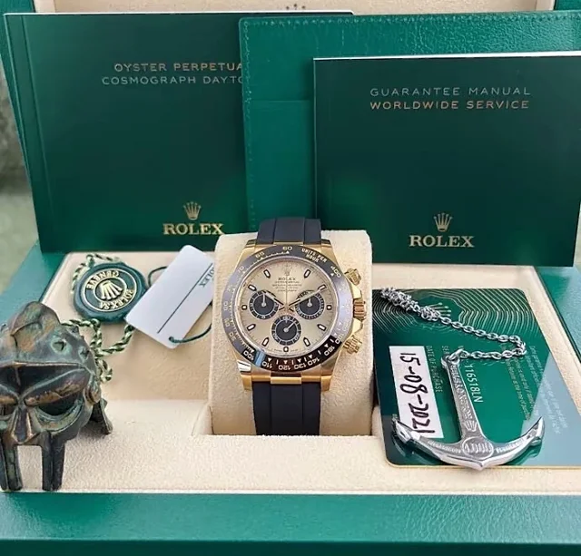 Rolex Watches Submariner Date diver watch product detail image 14