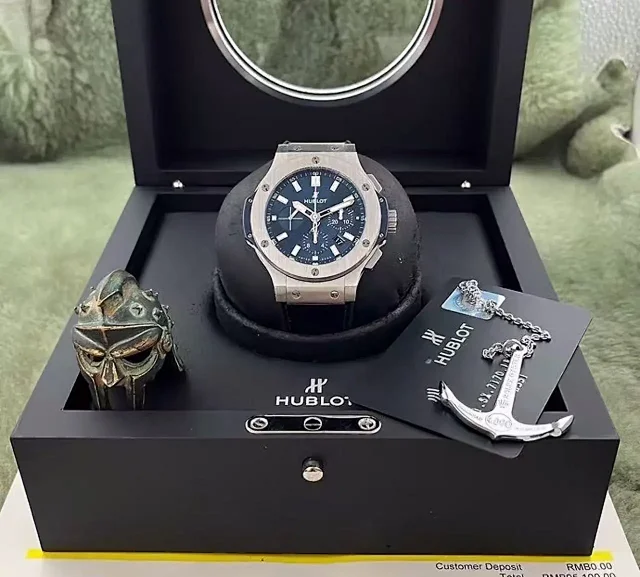 Hublot Multiple watch models shown product detail image 21