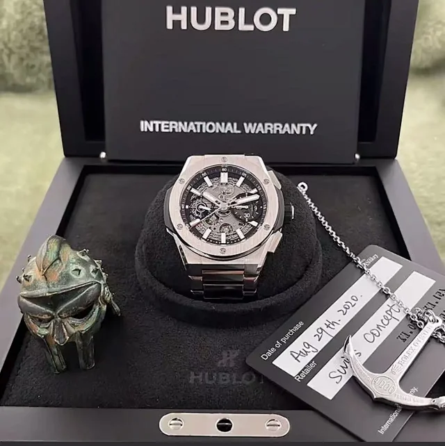 Hublot Multiple watch models shown product detail image 12