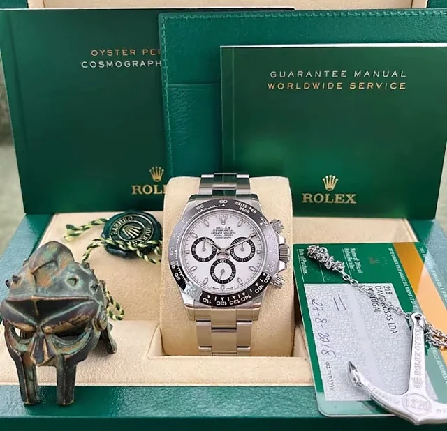Rolex Watches Submariner Date diver watch product detail image 13