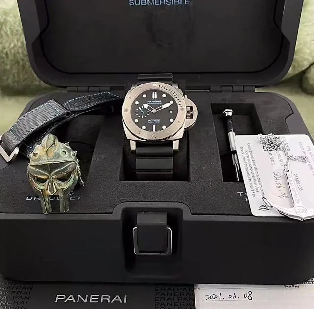Hublot Multiple watch models shown product detail image 17