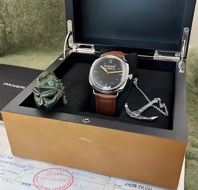 Hublot Multiple watch models shown product detail image 10