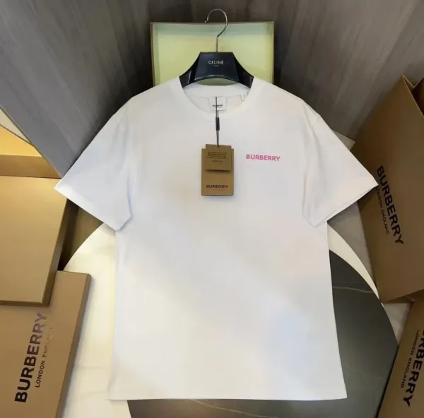 Burberry Logo Print White T-Shirt - 1