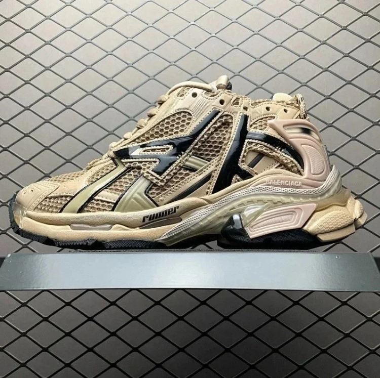 Runner Dad Shoes khaki