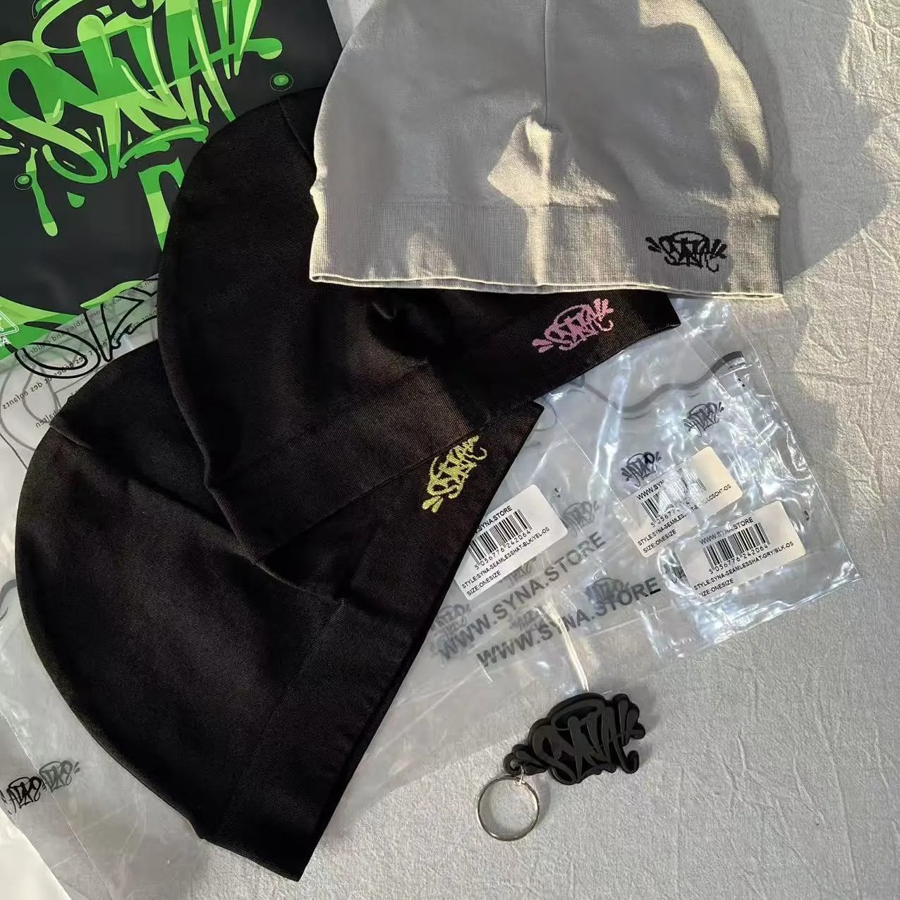 syna SKULL seamless BEANIE cold HAT
