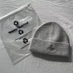 thumbnail for VIVIENNE BEANIE Queen Mother Cold Hat