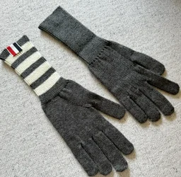 thumbnail for Woolen gloves and socks