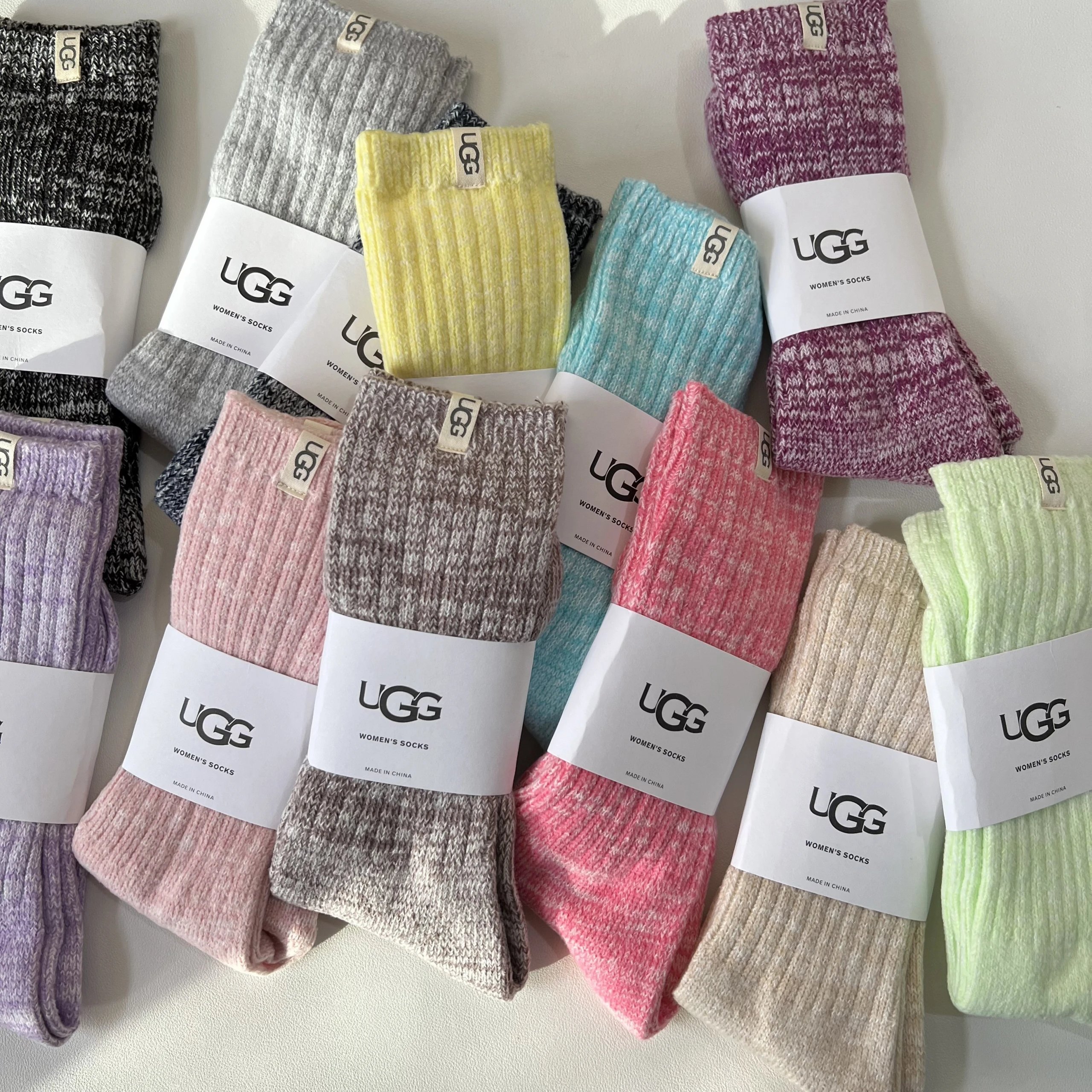 UGG (Multiple Colorways)
