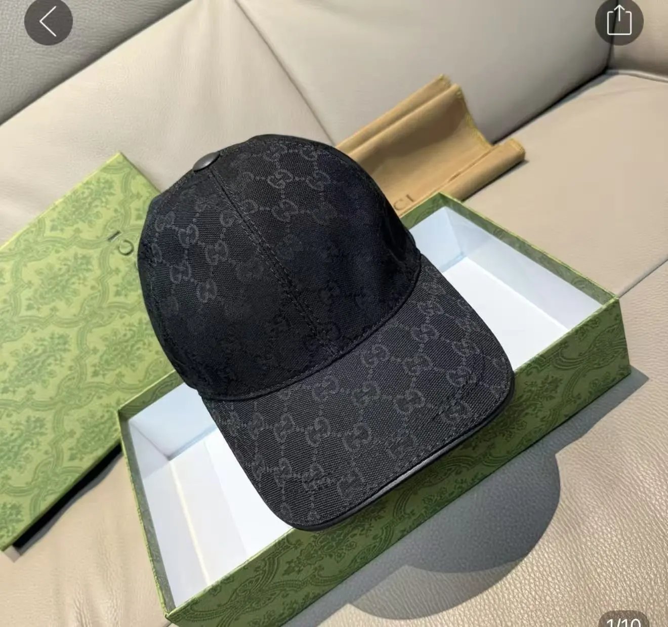 hat