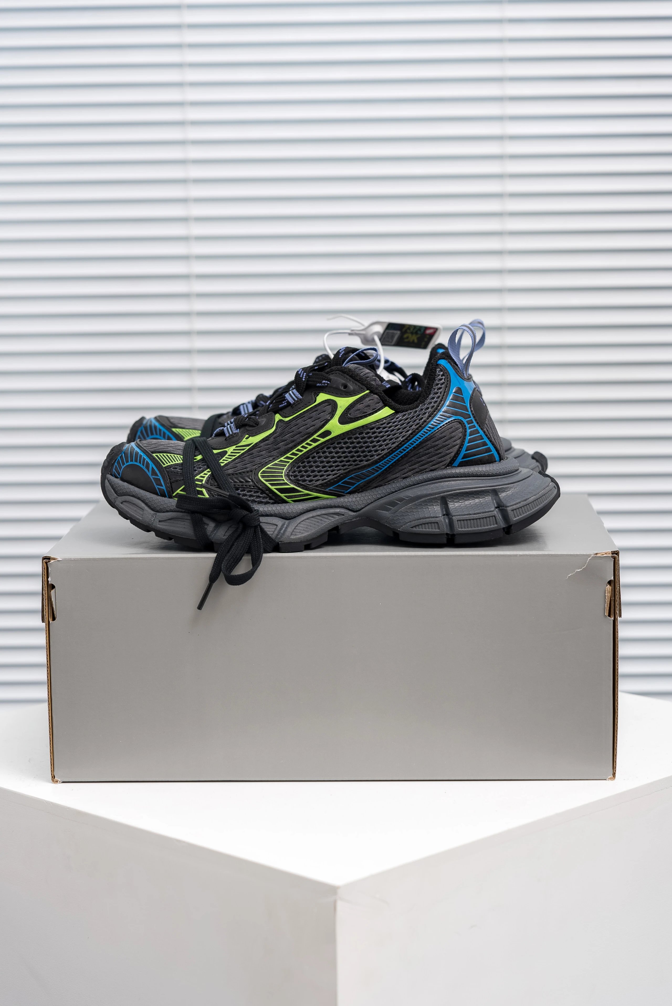 734734 W3XL5 1143黑蓝绿