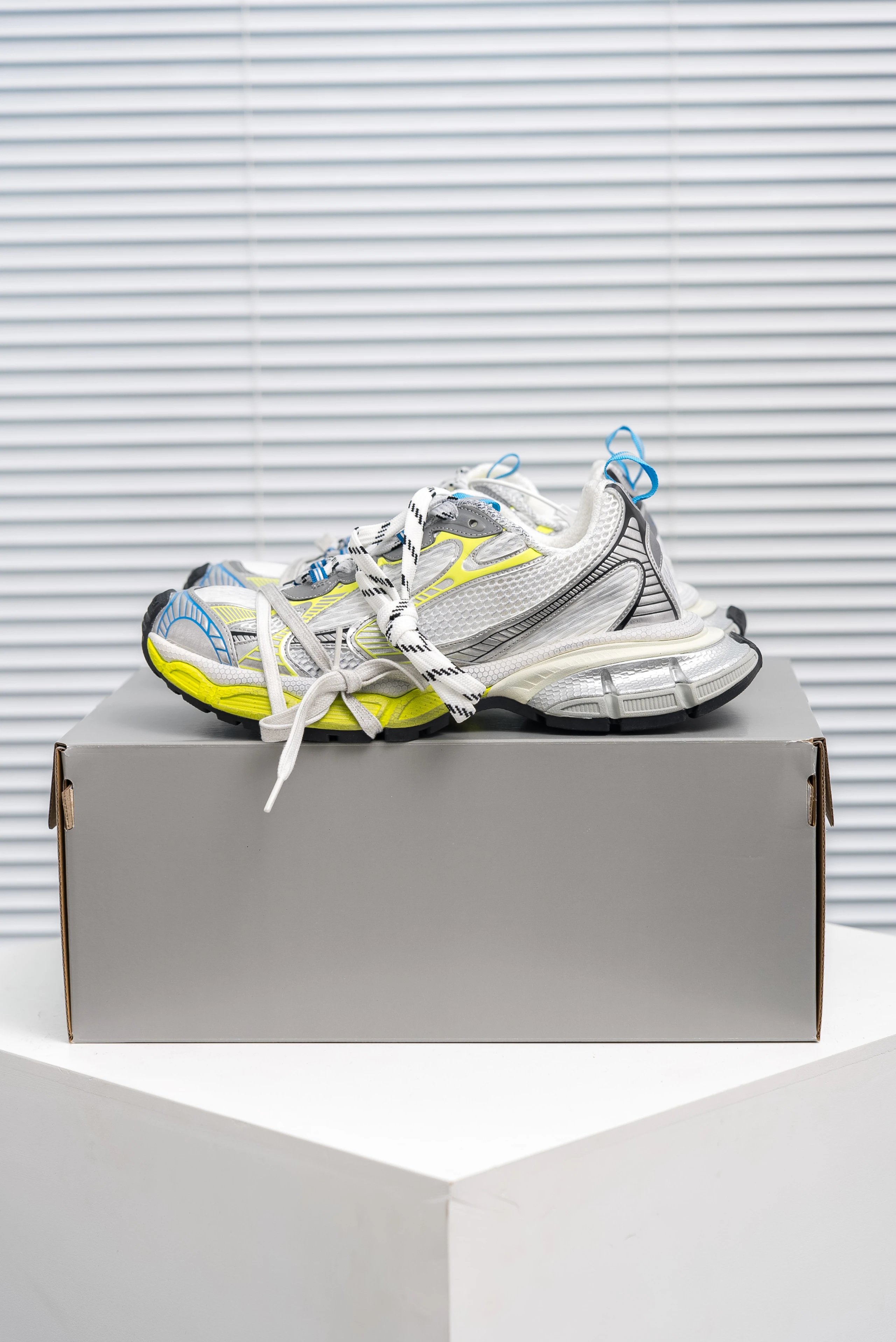 734734 W3XL7 9074 蓝白荧光黄