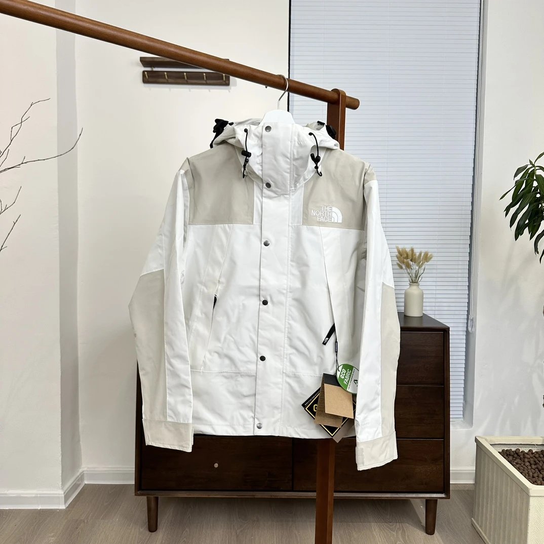Cream Colorblock