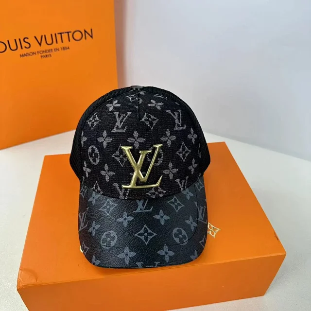 Louis Vuitton Hats Monogram Baseball Cap product detail image 2
