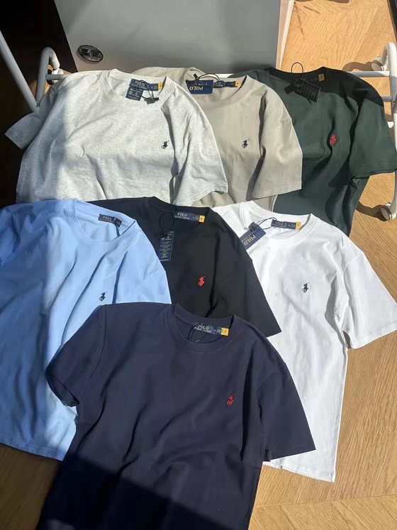 10 Fashion Pony Short Sleeves - End Store, more than 500+items