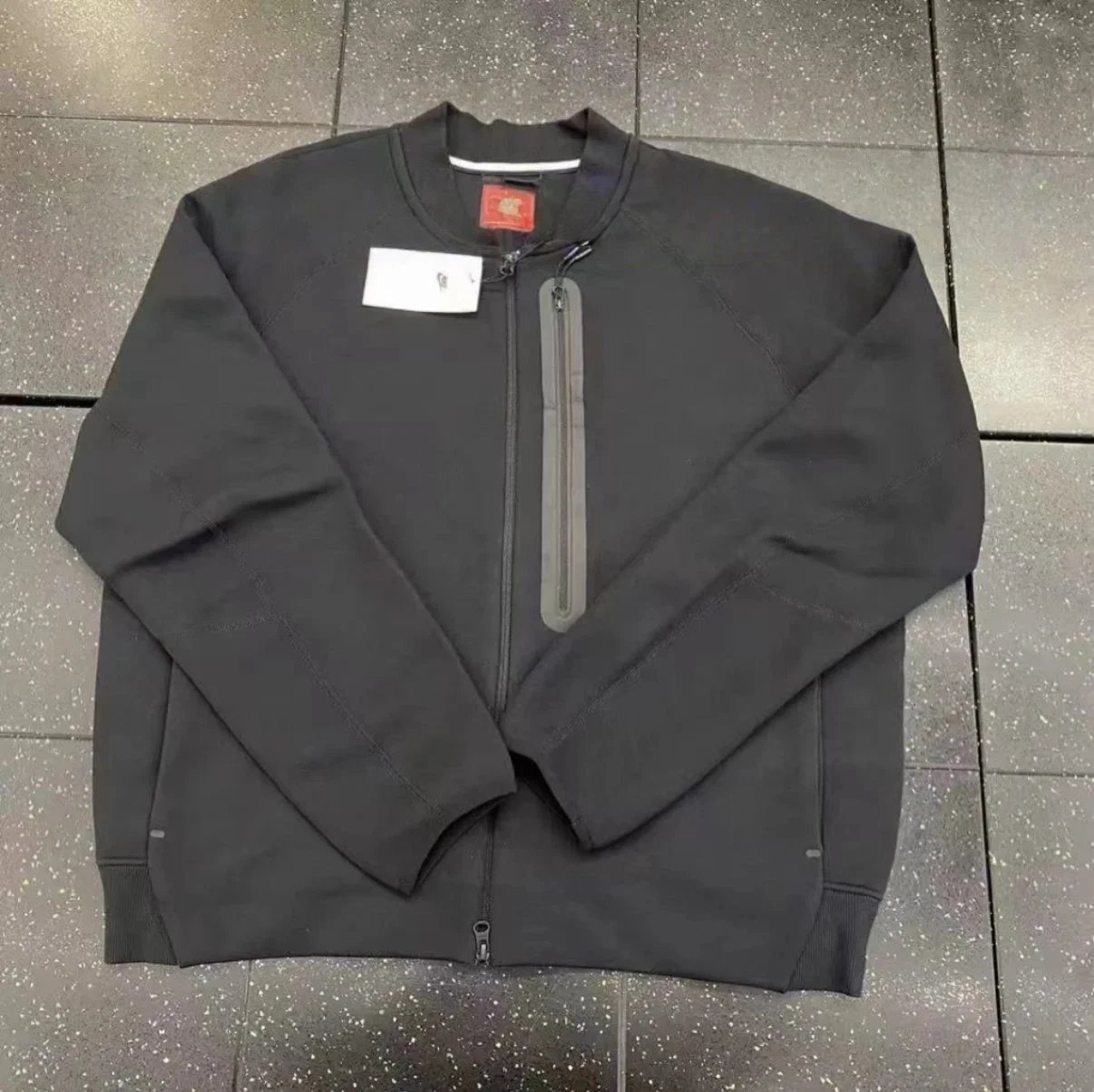 竖拉链卫衣黑色