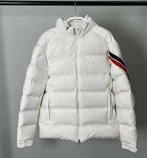 Moncler Down Jackets Quilted puffer jacket with detachable shoulder panels — 40