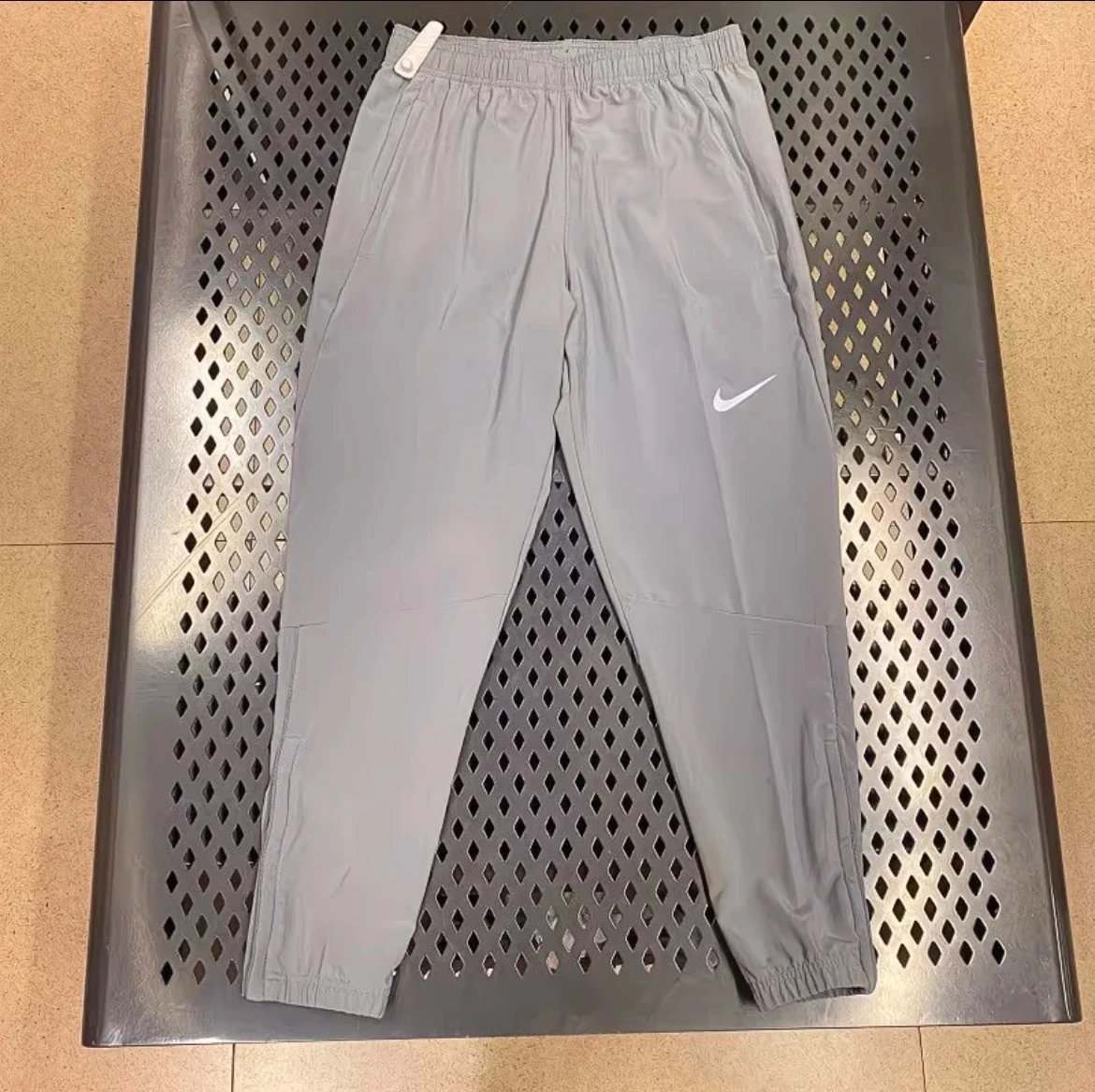 Sports pants 6