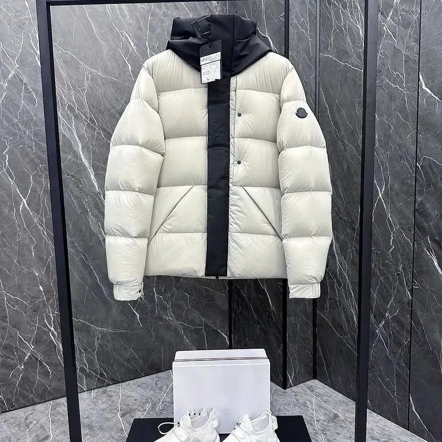 Moncler1