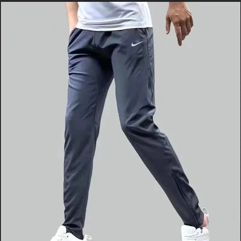 Nike Vests Zip-Front Insulated Running Vest — 5