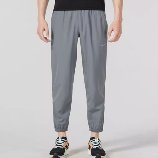 Nike Vests Zip-Front Insulated Running Vest — 6