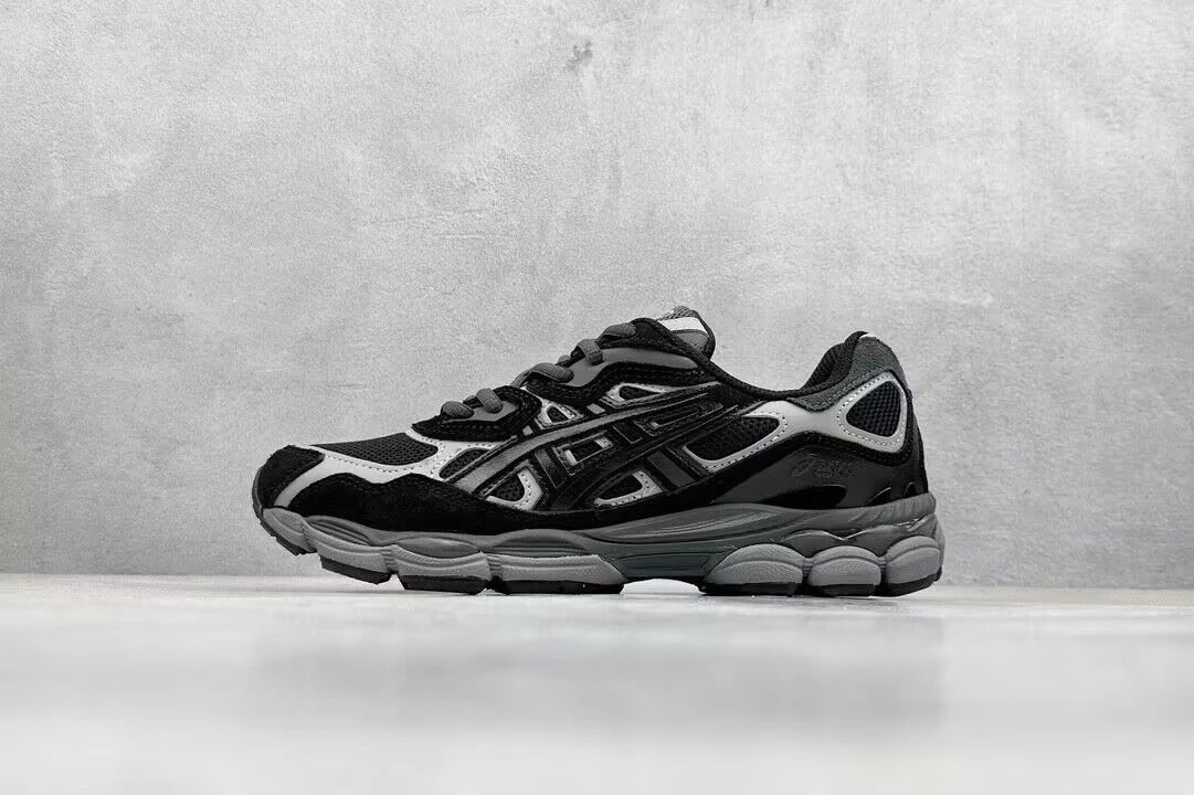 NYC casual shoes