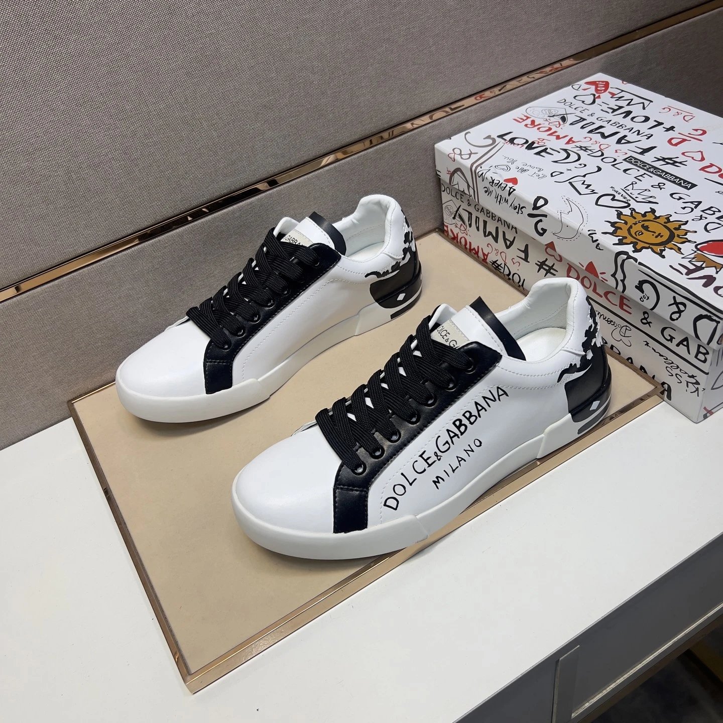 Dolce & Gabbana Sneakers Low-top chunky lace-up — 7