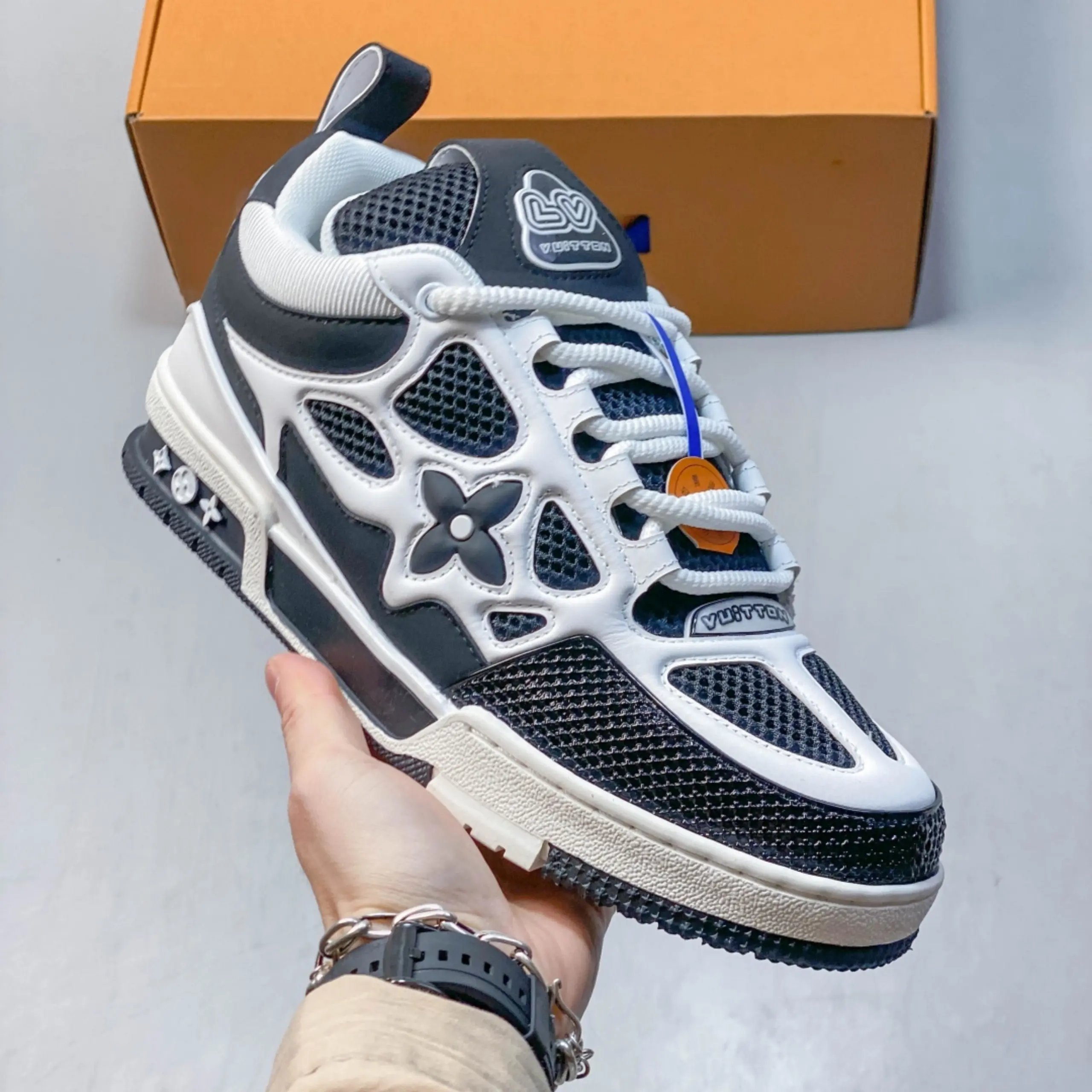 Louis Vuitton Sneakers Chunky low-top monogram mesh — 02