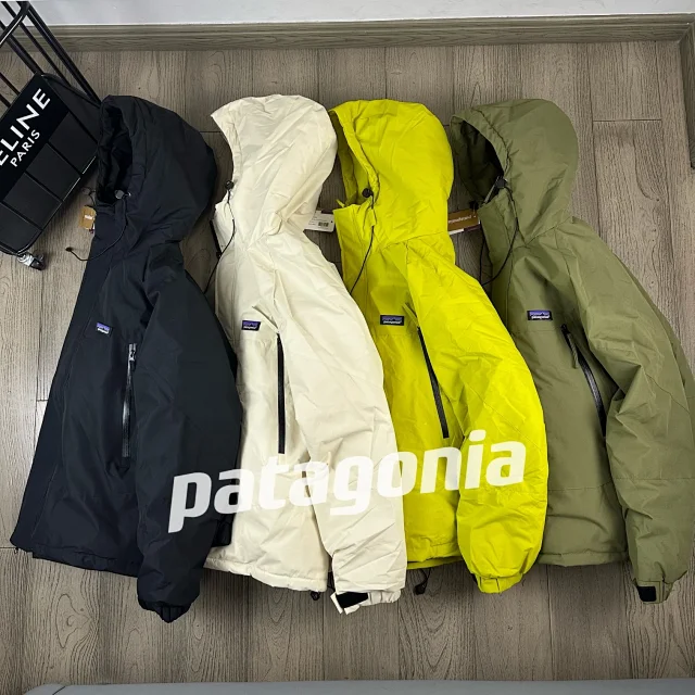 Patagonia Jackets Reversible hooded fleece-lined padded jacket product detail image 37